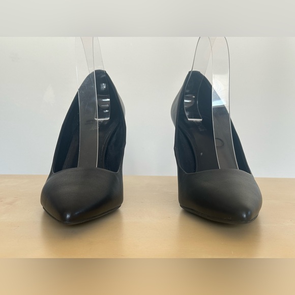 MICHAEL MICHAEL KORS Alina Black Leather Flex Pointed-Toe Pumps Women's Size 9 M - Picture 8 of 11